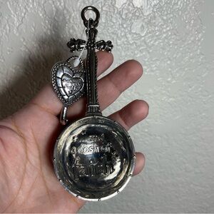 A Dash of Faith measuring spoon